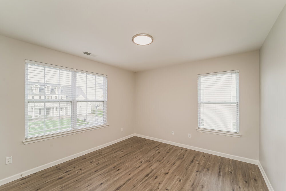 Building Photo - 701 Hicklin Dr