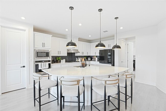 Building Photo - 312 Palatino Bend