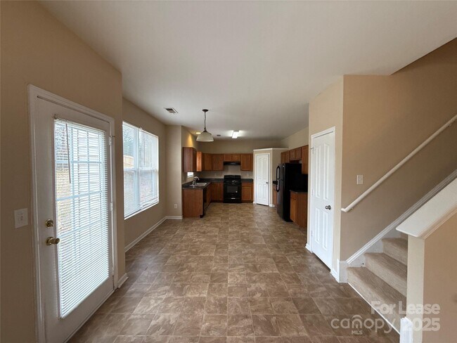 Building Photo - 13802 Plowdon Ct