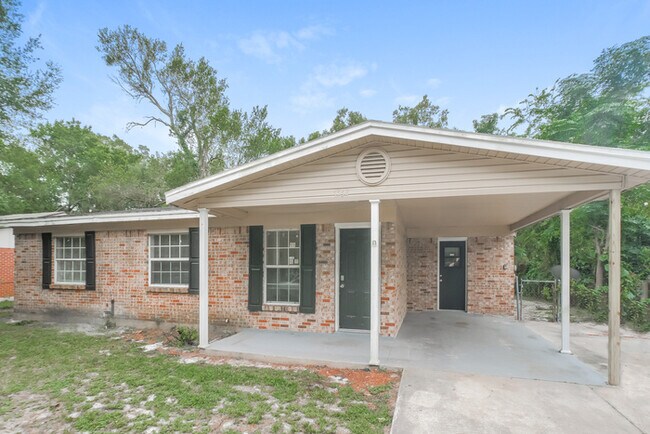 Primary Photo - 7562 Wheat Rd