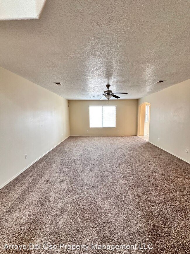 Building Photo - 3 br, 3 bath House - 790 Purple Aster Aven...