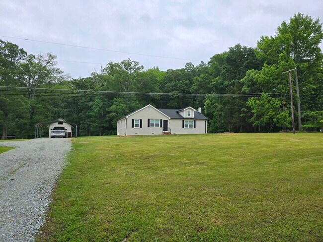 Building Photo - 3500 University Station Rd