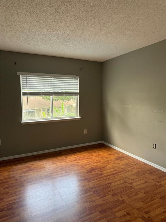 Building Photo - 14235 Sun Bay Dr