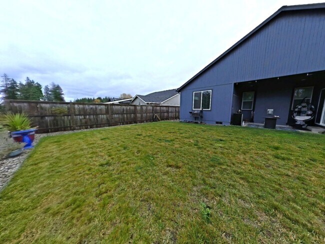 Building Photo - Modern 3 Bedroom House ~ NW Albany ~ Dog F...