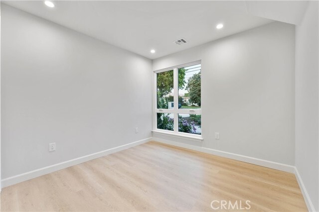 Building Photo - 709 2nd