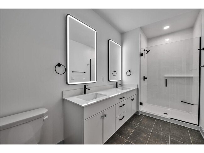 Building Photo - 640 Wisconsin Ave N