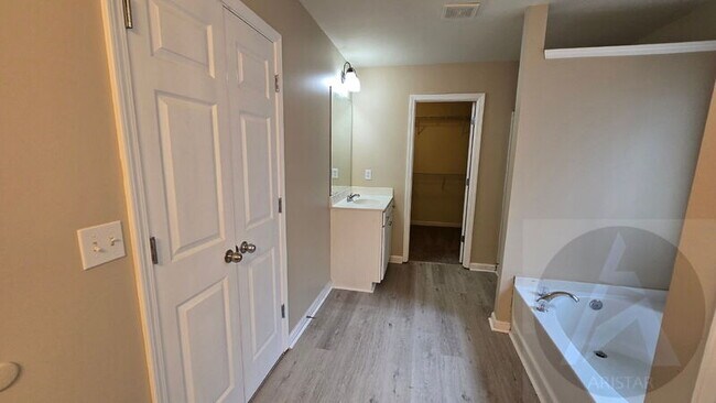 Building Photo - 3408 Owens Landing Dr