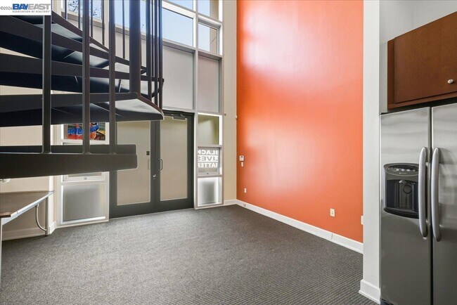 Building Photo - 809 Clay St