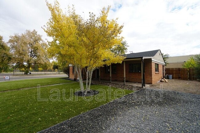 Building Photo - 2880 Harrison St