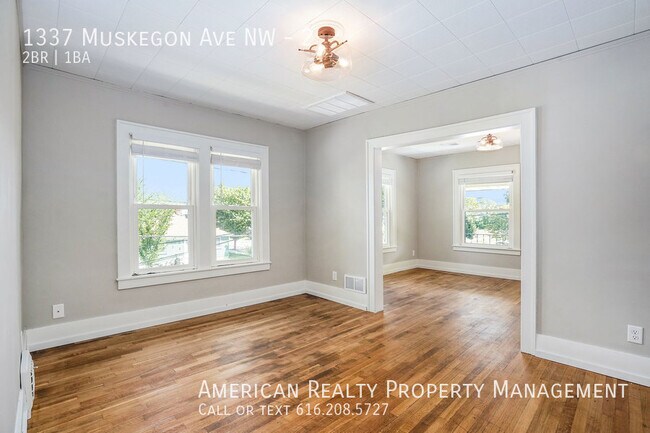 Building Photo - 1337 Muskegon Ave NW