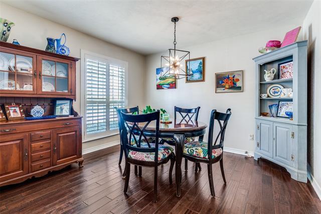 Building Photo - 10696 Pagewood Dr