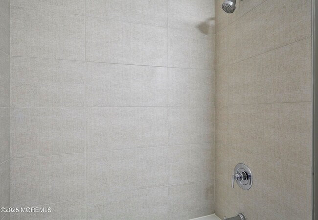 Building Photo - 52 Colfax St