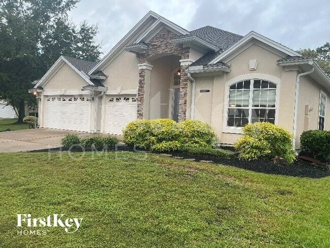 Building Photo - 1656 Fairway Ridge Dr