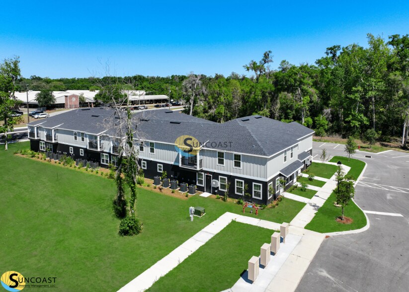 Building Photo - 3821 SW 43rd Ct