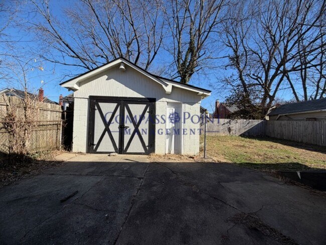 Building Photo - Welcome To Your New Home! FIRST MONTH'S RENT FREE!!