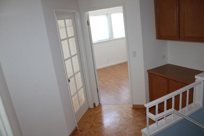 Building Photo - 151 Grenadine Way