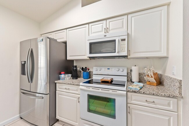 Building Photo - 1301 Carlton Ct