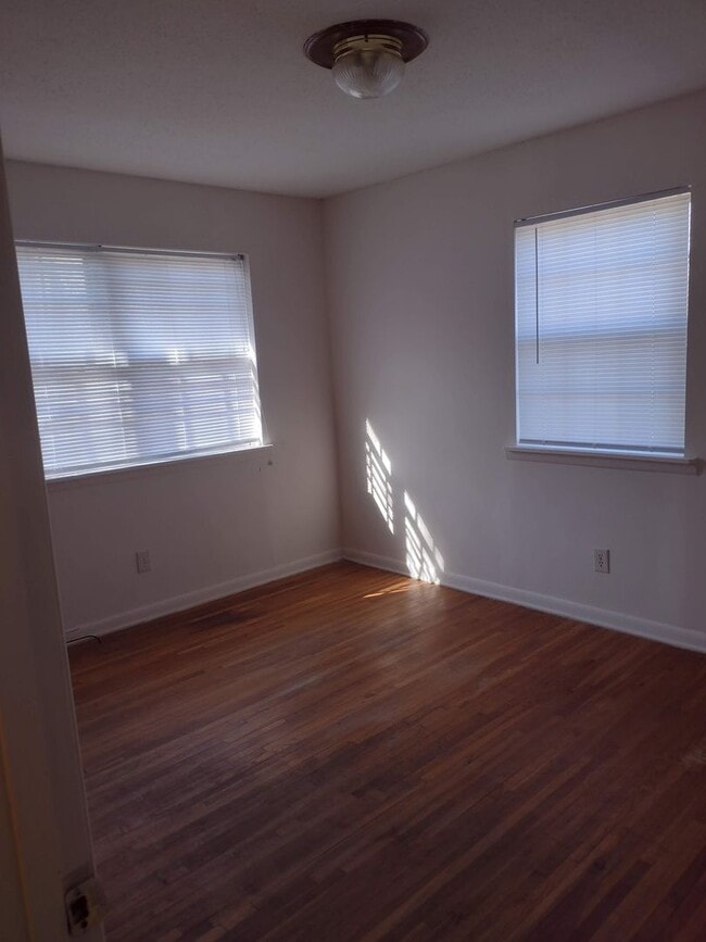 Building Photo - Spacious 4-Bedroom 2-Bath Home in Little Rock's Wakefield Neighborhood