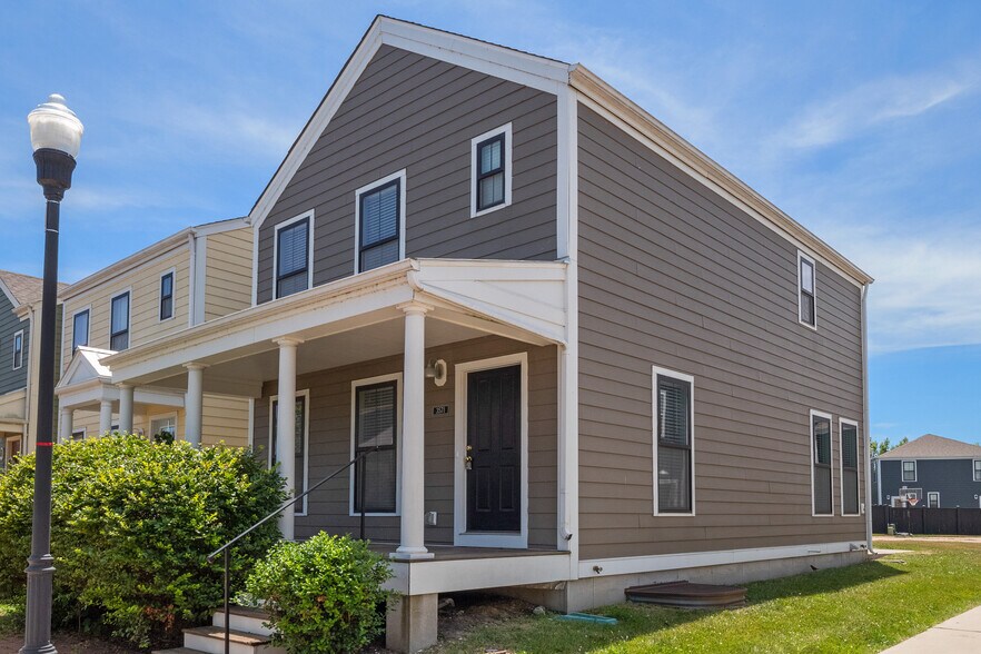 Building Photo - 3571 Wheelhouse St