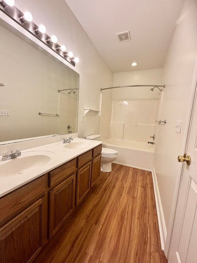 Building Photo - Charming 2 Bedroom in Tanner Plantation