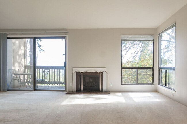 Building Photo - 431 Stonewood Dr
