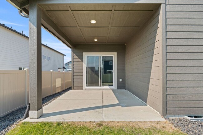 Building Photo - Newer 4 Bed 2 Bath DR Horton Home in Indian Trail