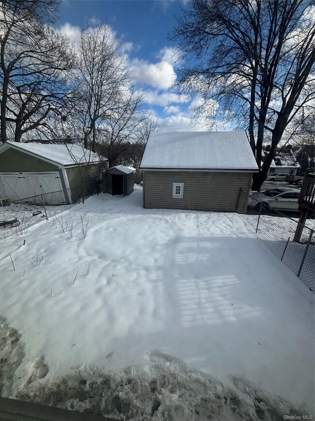 Building Photo - 63 Capron St