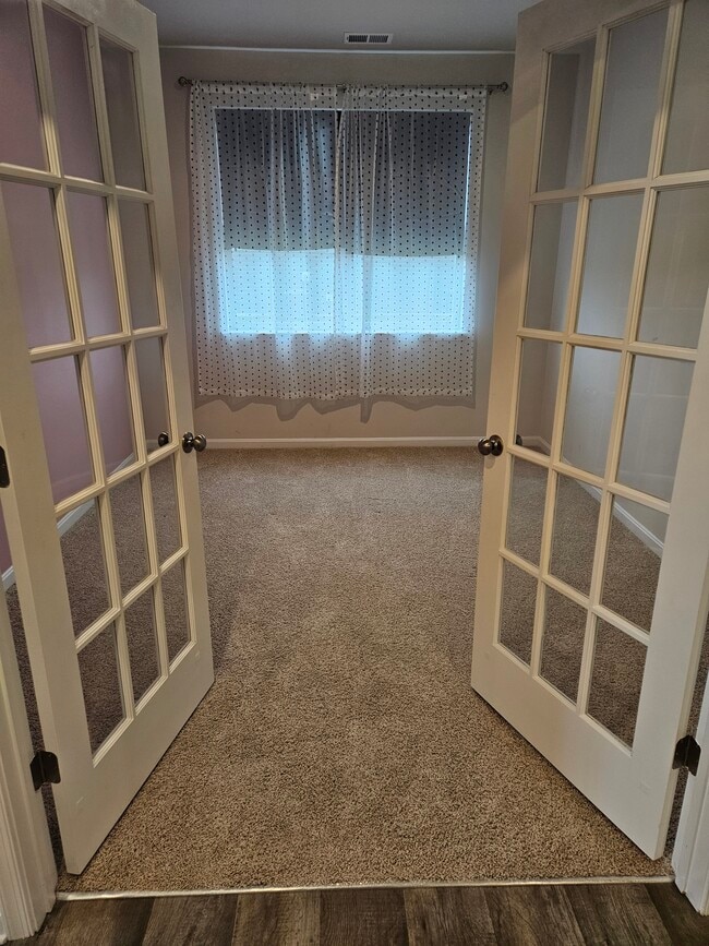 Building Photo - 20568 Smithfield Cir