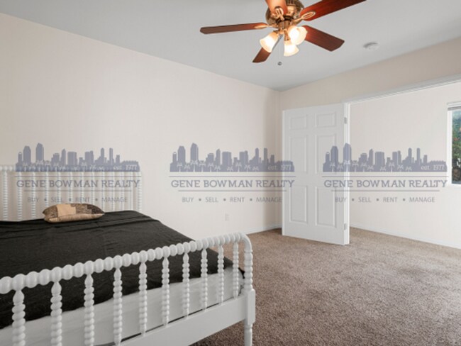 Building Photo - 6129 Pembroke Dr