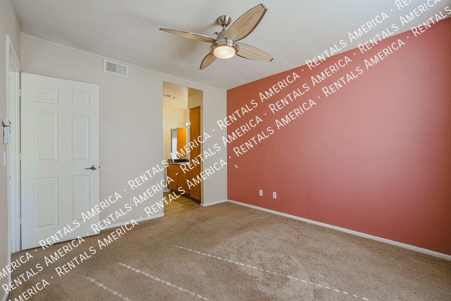 Building Photo - 7008 E Gold Dust Ave