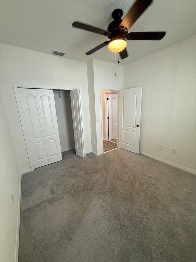 Building Photo - 3 BEDROOM, 2 BATHOOM IN DEANS XING/LITTLE ECON