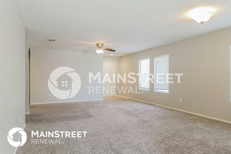Building Photo - 837 Santa Rosa Dr