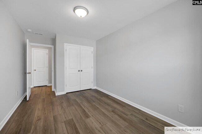 Building Photo - 226 Flatsedge Ct