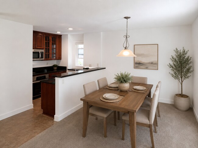 Building Photo - New paint & carpet! 2 bedroom, 2 bath top floor condo in La Jolla!