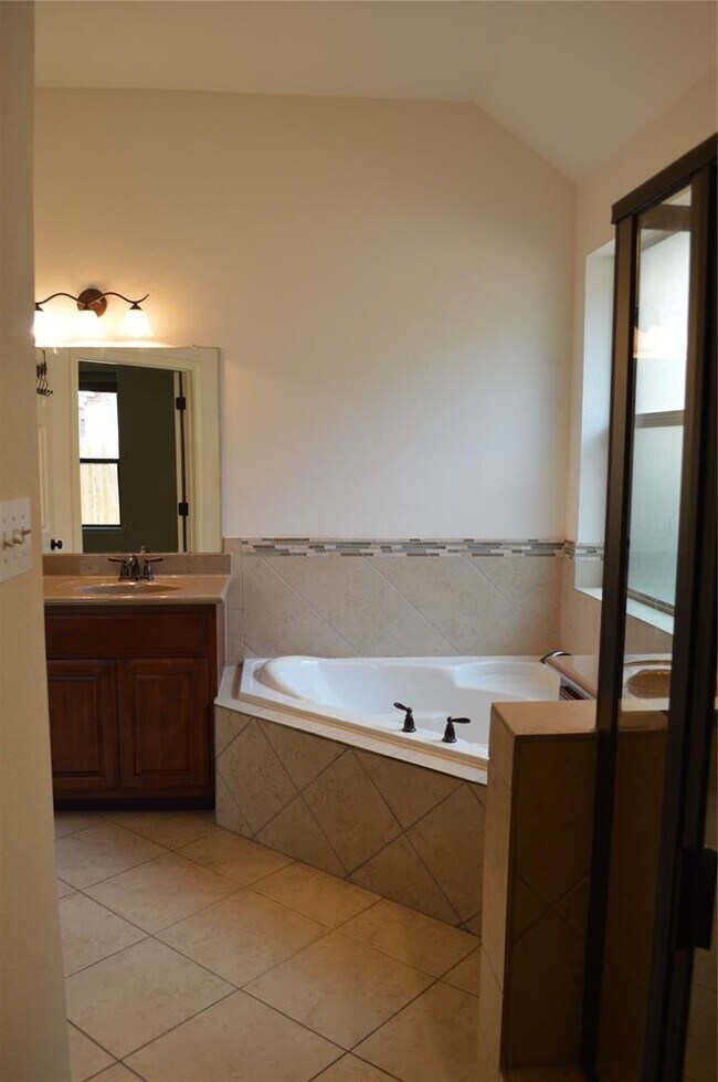 Building Photo - 216 Archipelago Trail