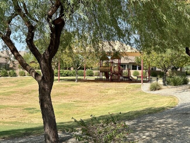 Building Photo - Estrella Mountain Ranch with Resort-style ...