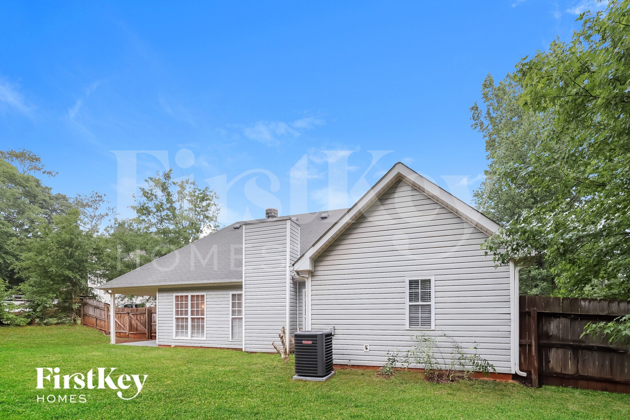 Building Photo - 660 Rosebud Ln