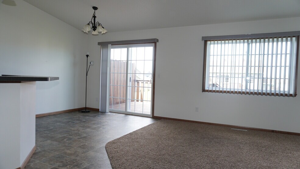 Building Photo - 2147 Allison Lane West