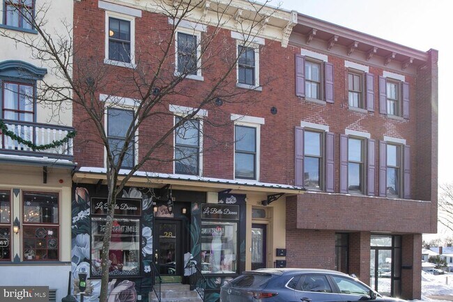 Building Photo - 30 W State St