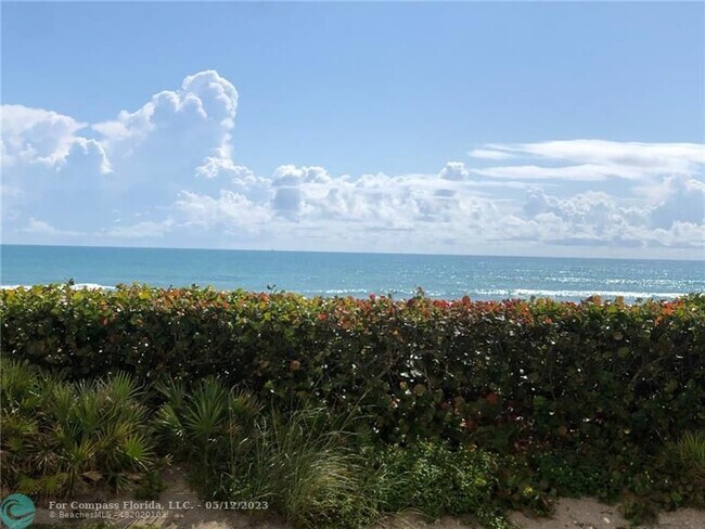 Primary Photo - 10044 S Ocean Dr