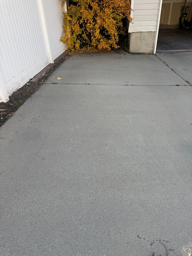 Building Photo - Beautiful studio apartment for rent in Draper!