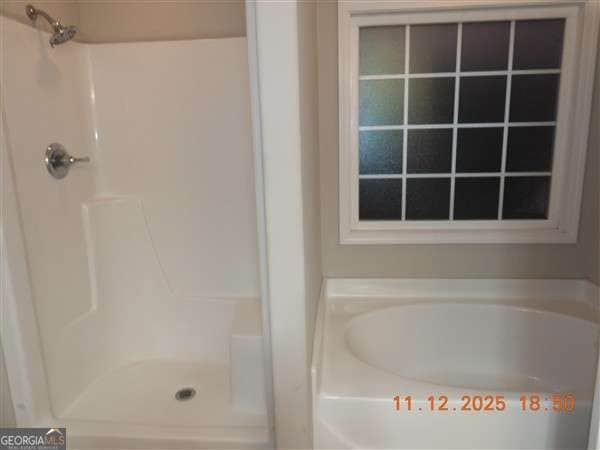 Building Photo - 221 Case Ln SE