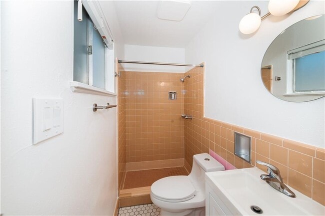 Building Photo - 4406 Scottsdale Rd