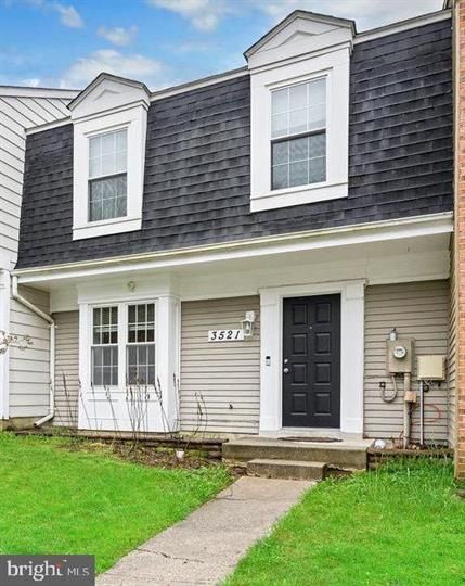 Building Photo - 3521 Easton Dr