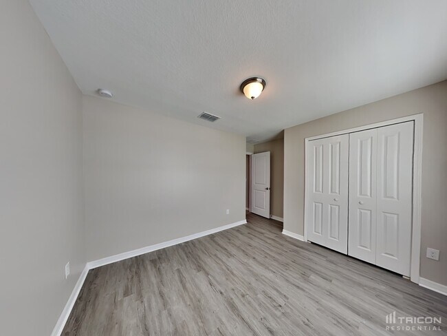 Building Photo - 1605 Broad Winged Hawk Dr