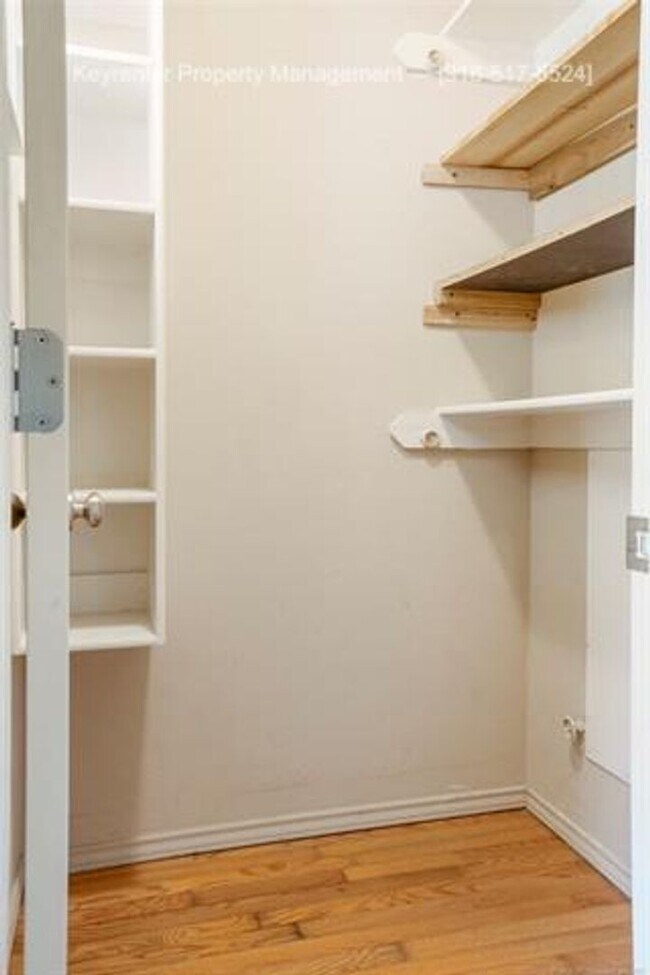 Building Photo - 3 Bed | 2 Bath | Jenks