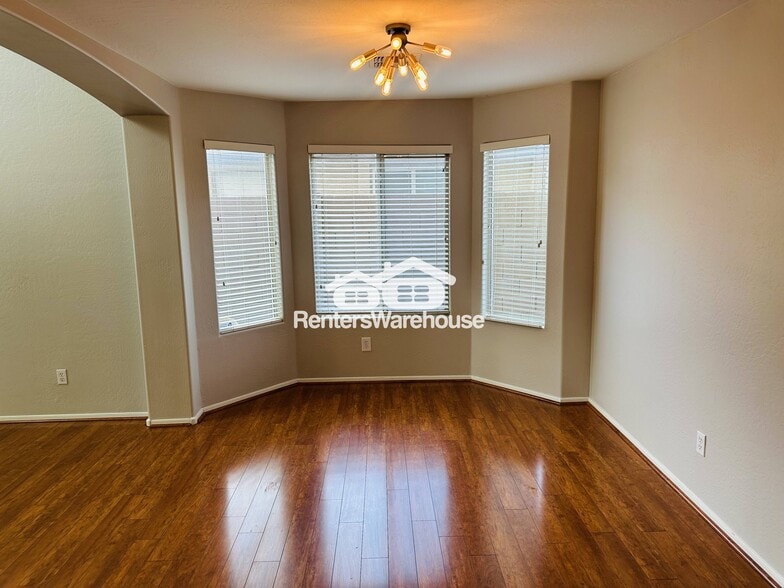 Building Photo - 17464 W Caribbean Ln