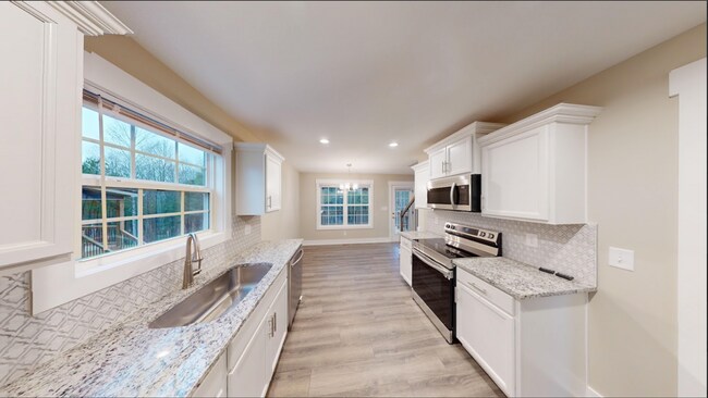 Building Photo - Beautifully Upgraded Home with Large Eat-In Kitchen And Spacious Primary Suite