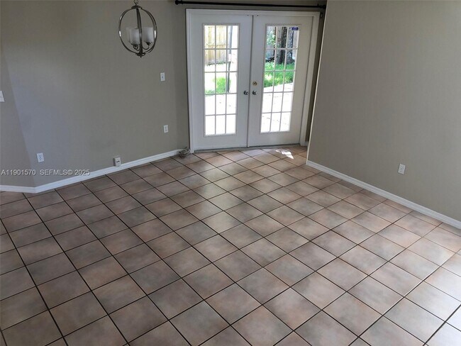 Building Photo - 11274 SW 64th Ln