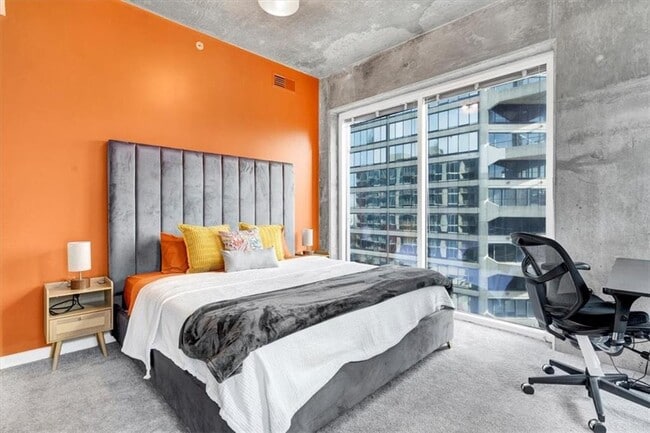 Building Photo - 400 W Peachtree St NW